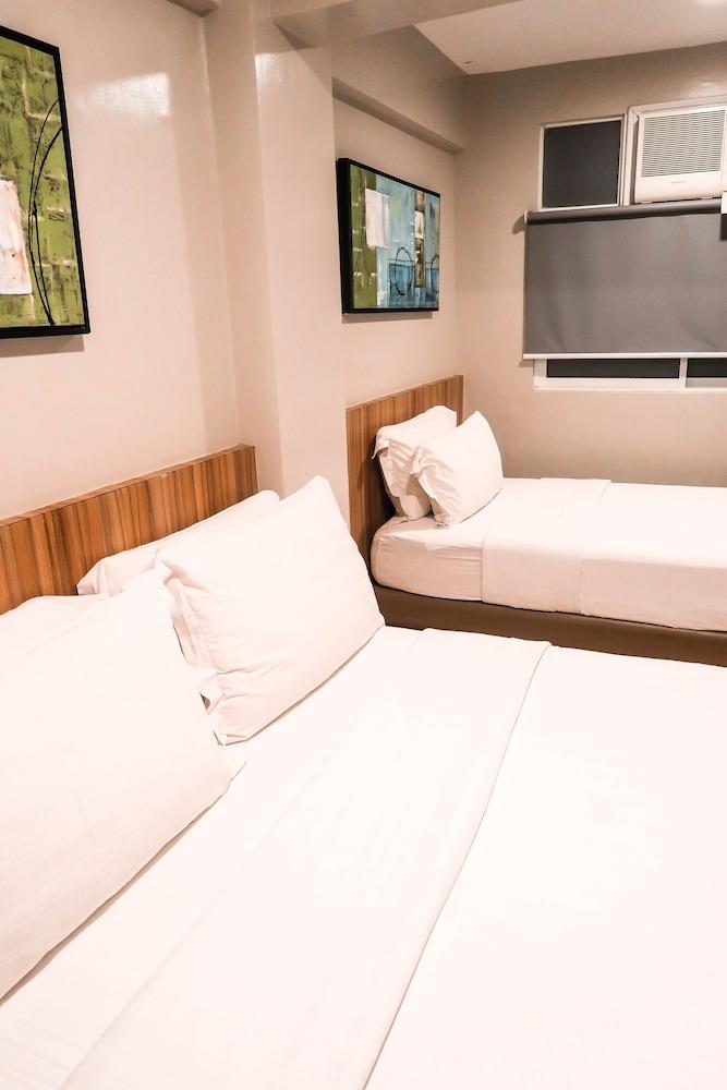 Z Pad Residences Tacloban Esterno foto