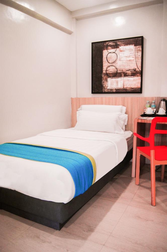 Z Pad Residences Tacloban Esterno foto