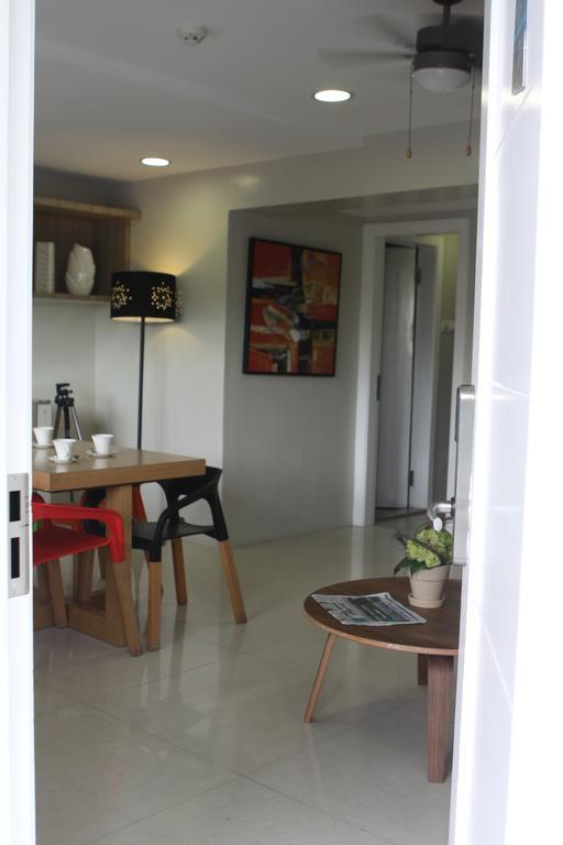 Z Pad Residences Tacloban Esterno foto