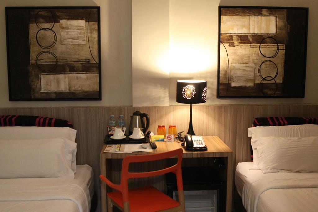 Z Pad Residences Tacloban Esterno foto