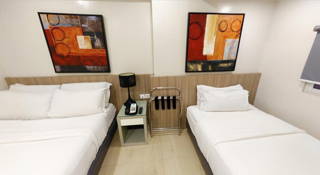 Z Pad Residences Tacloban Esterno foto