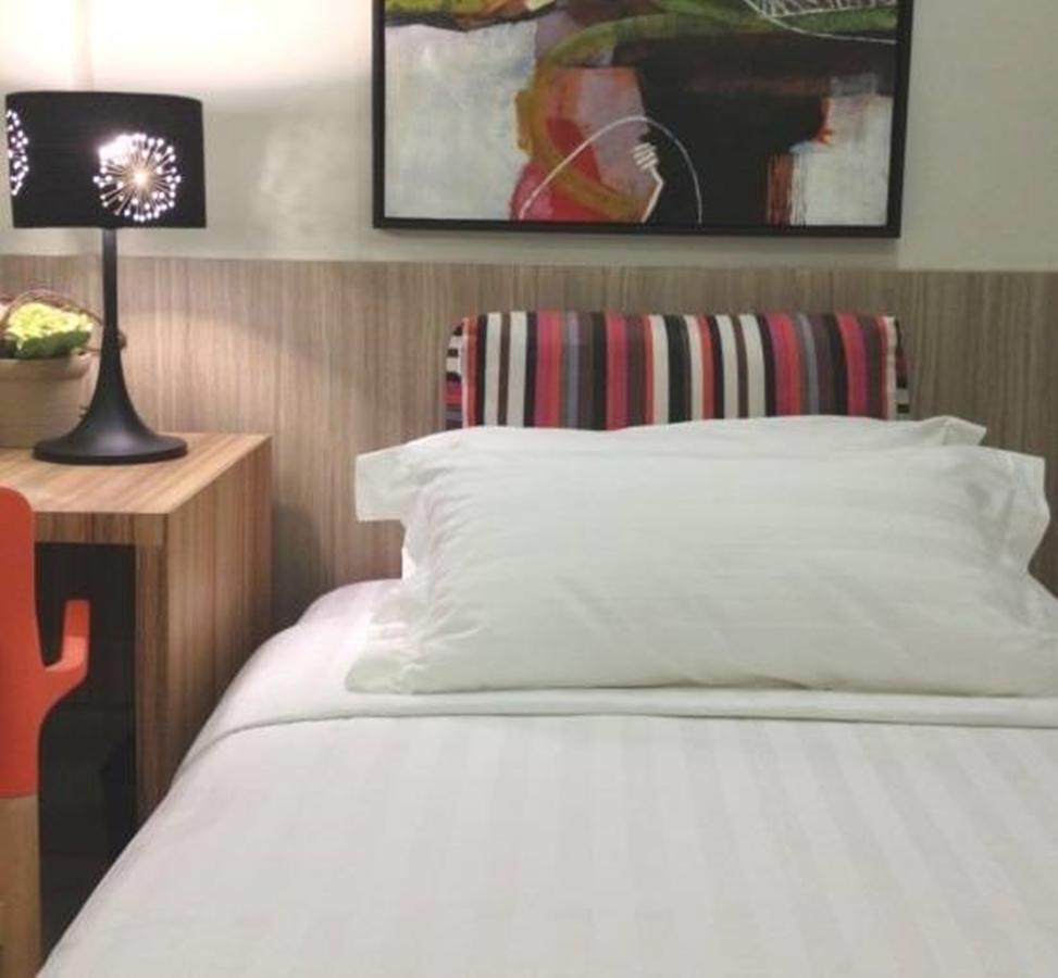 Z Pad Residences Tacloban Esterno foto
