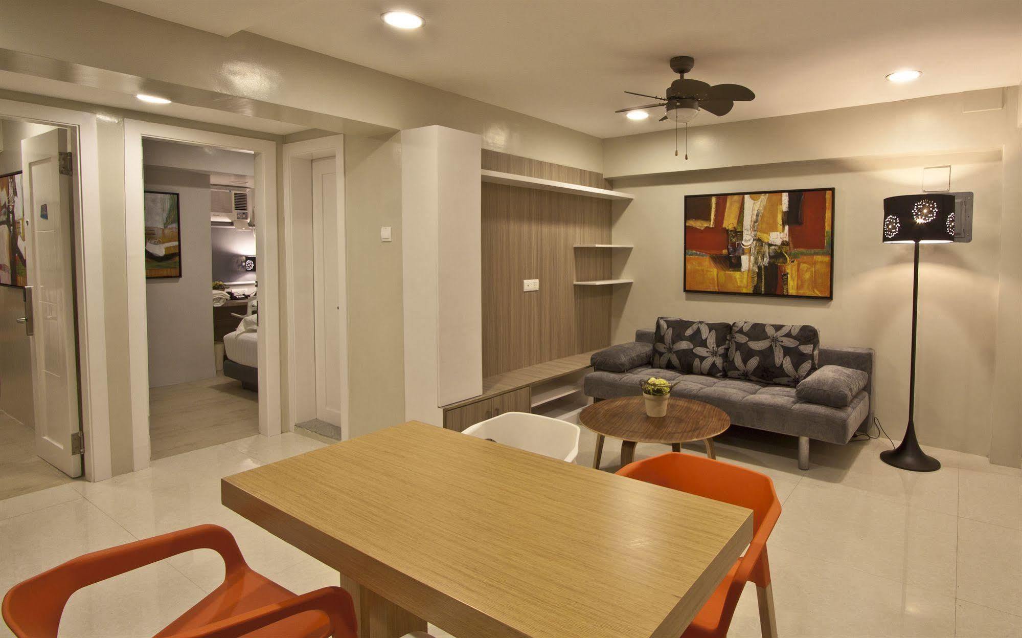 Z Pad Residences Tacloban Esterno foto